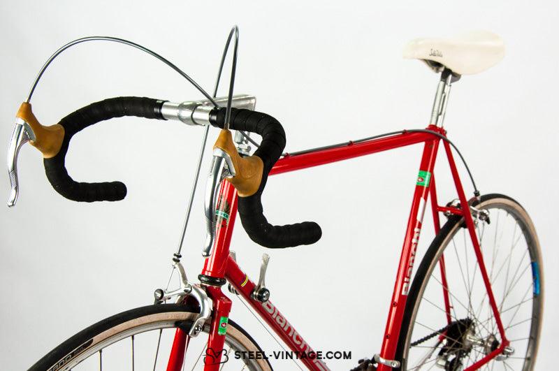 Steel Vintage Bikes - Bianchi Rekord 905 from the 1980s