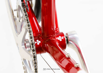 Colnago Master Vélo rouge Piu Saronni des années 1990 