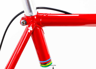 Colnago Master Vélo rouge Piu Saronni des années 1990 