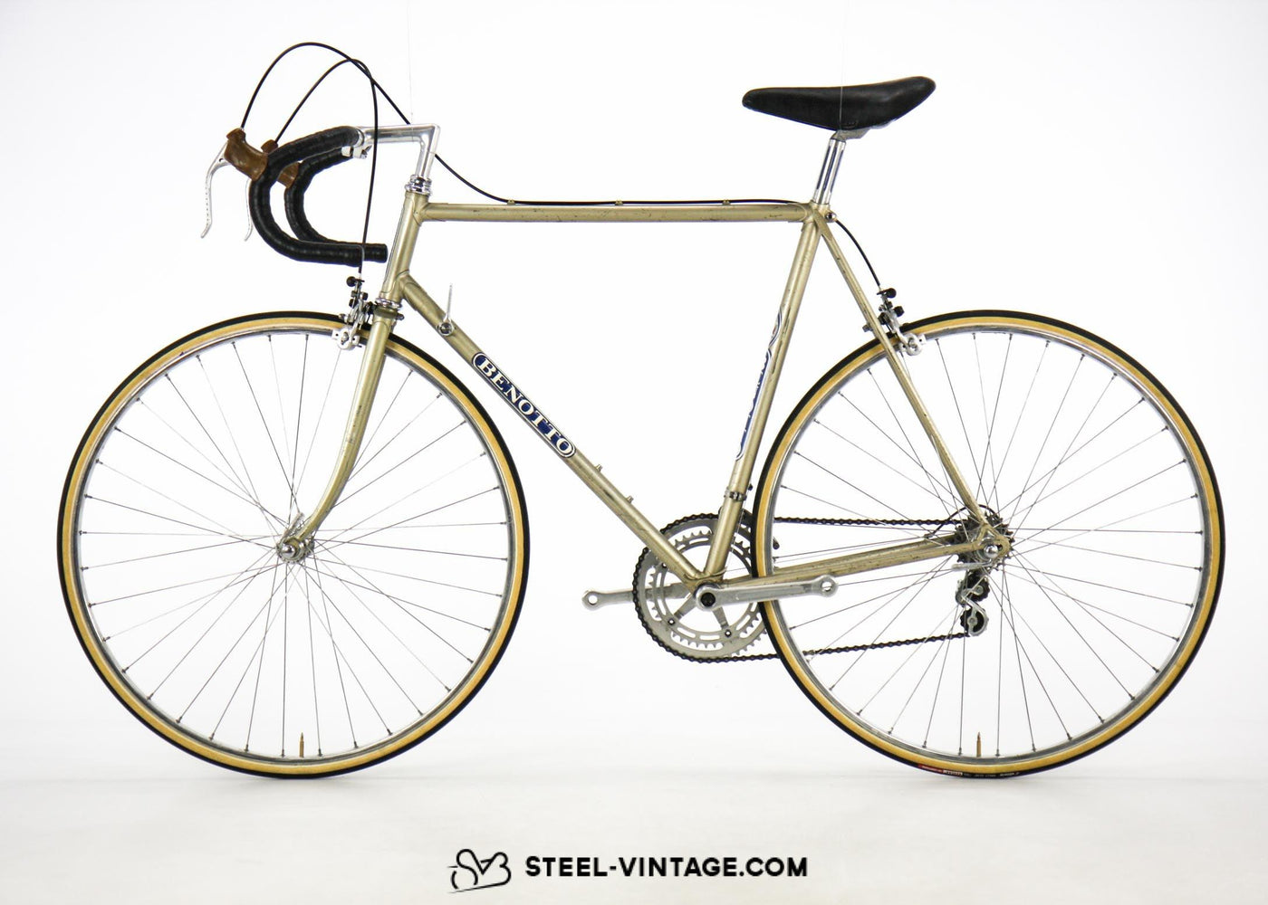 Benotto Vintage Road Racer 1980s - Steel Vintage Bikes