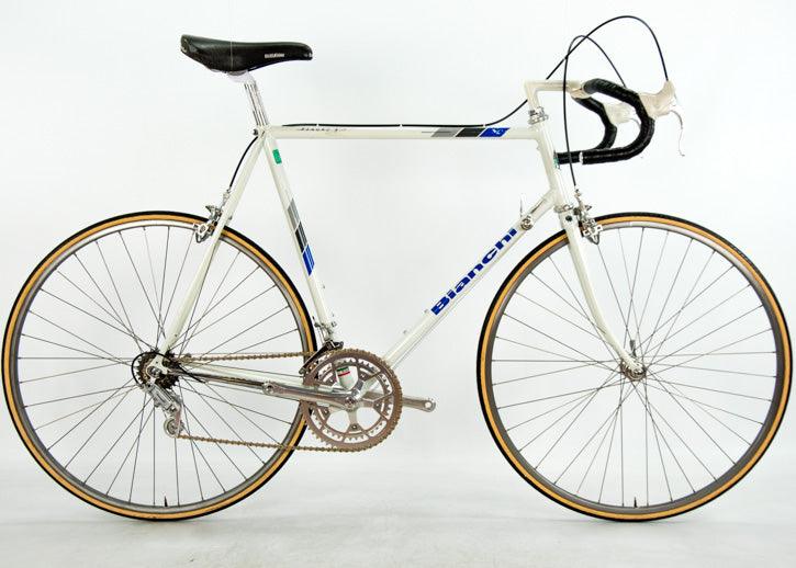 激安品ビアンキ レコード Bianchi Rekord 920 緑 1986年式　ロードバイク フルオリジナル（カンパニョンロビクトリーフルセット） 560mm～