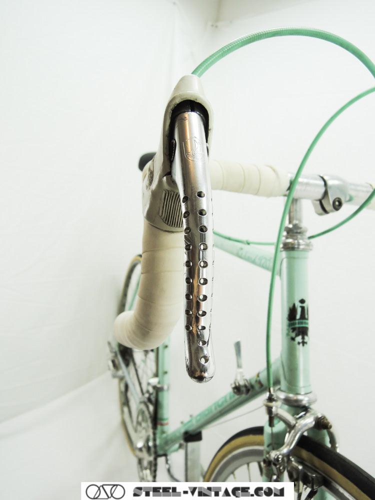 Bianchi Rekord 920 with Campagnolo Victory from 1988 | Steel Vintage Bikes