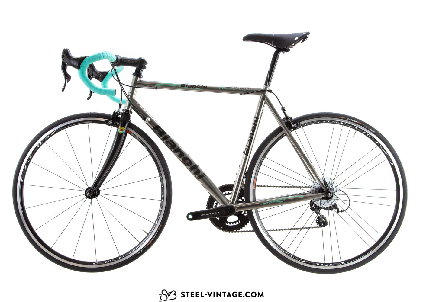 Bianchi x Light Titanium reparto corse