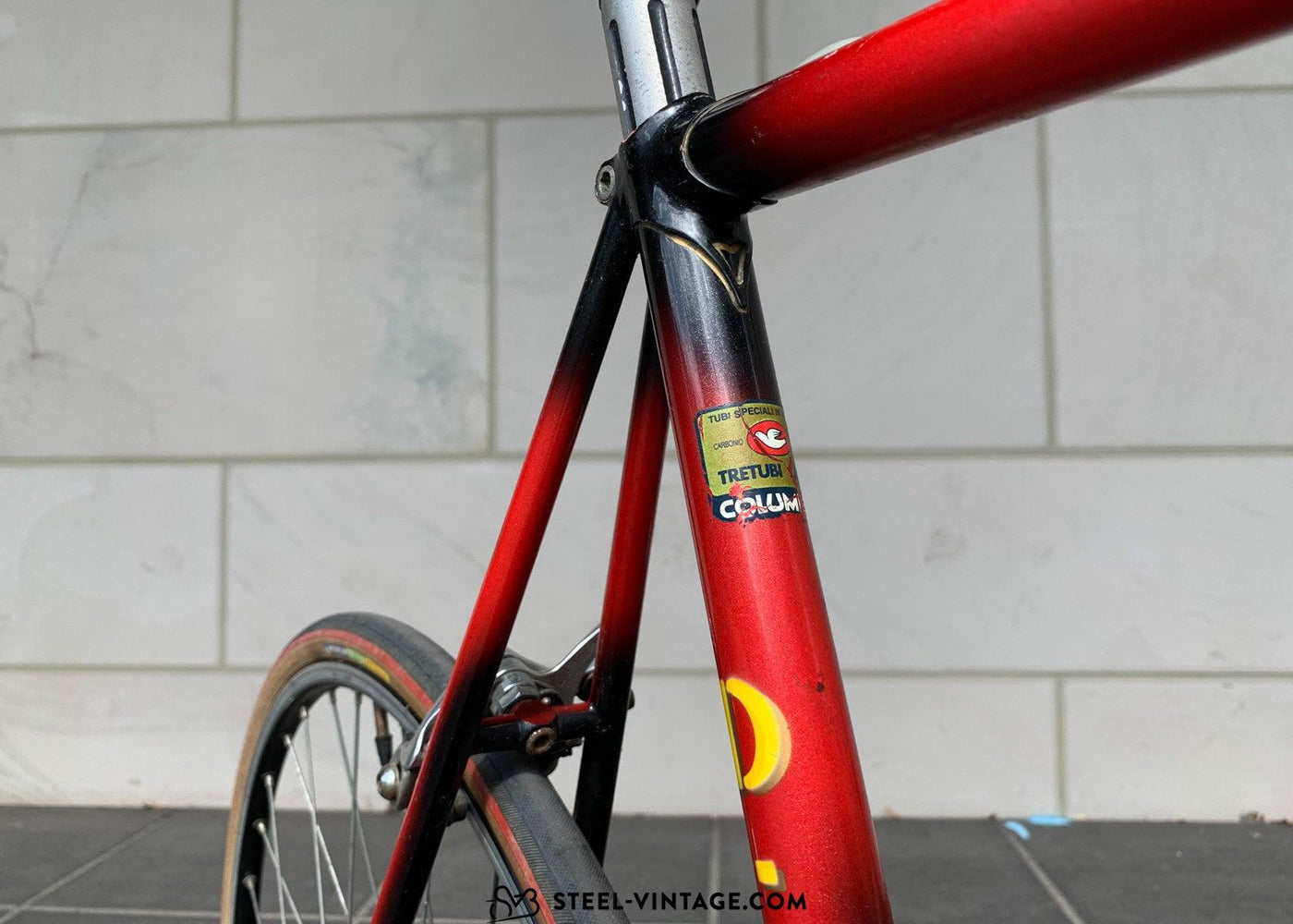 D. Louis Vintage Road Bike 58cm Shimano 105 - Steel Vintage Bikes