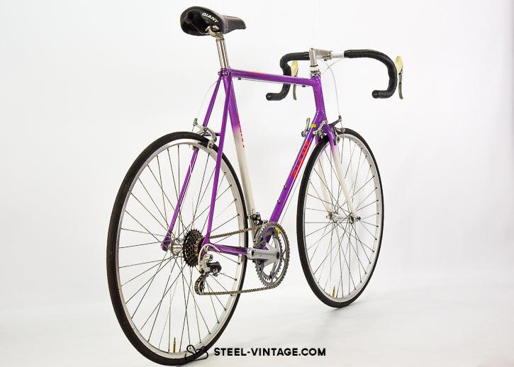 Giant Speeder Classic Road Bike - Steel Vintage Bikes