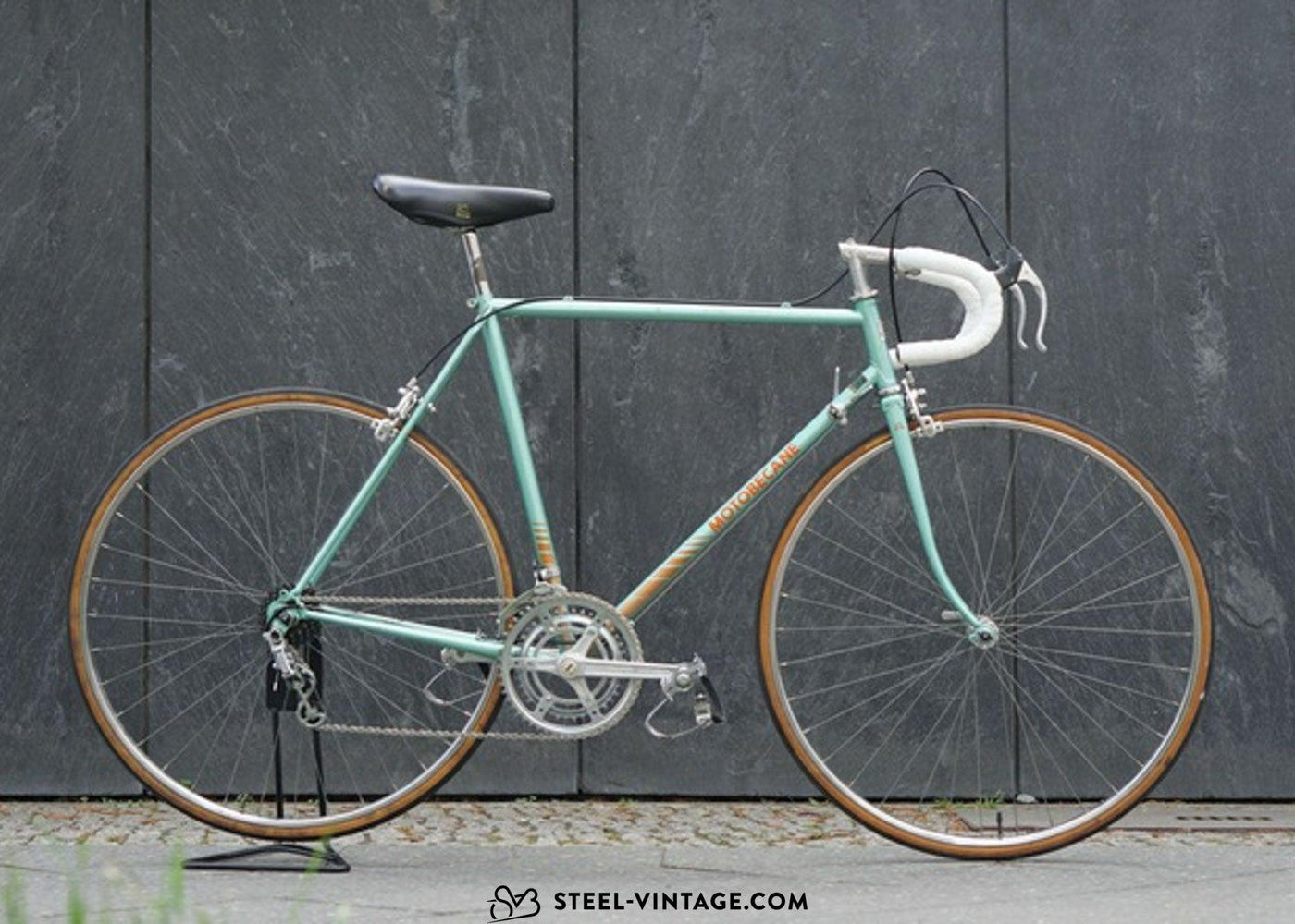 Motobecane Road Bike - Steel Vintage Bikes
