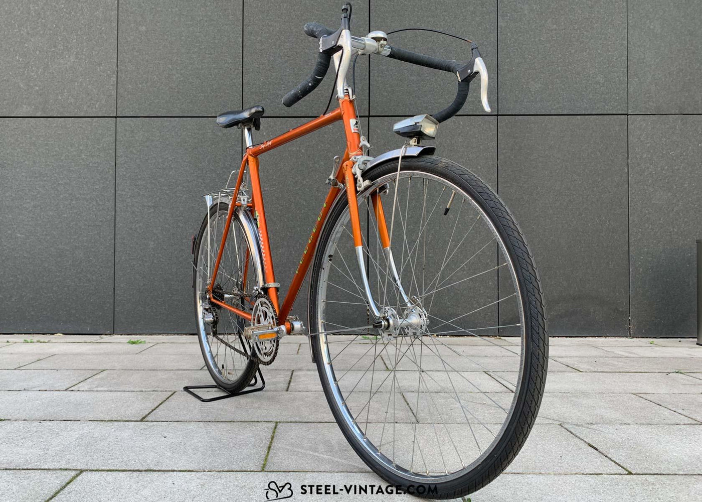 Peugeot Randonneur - Steel Vintage Bikes