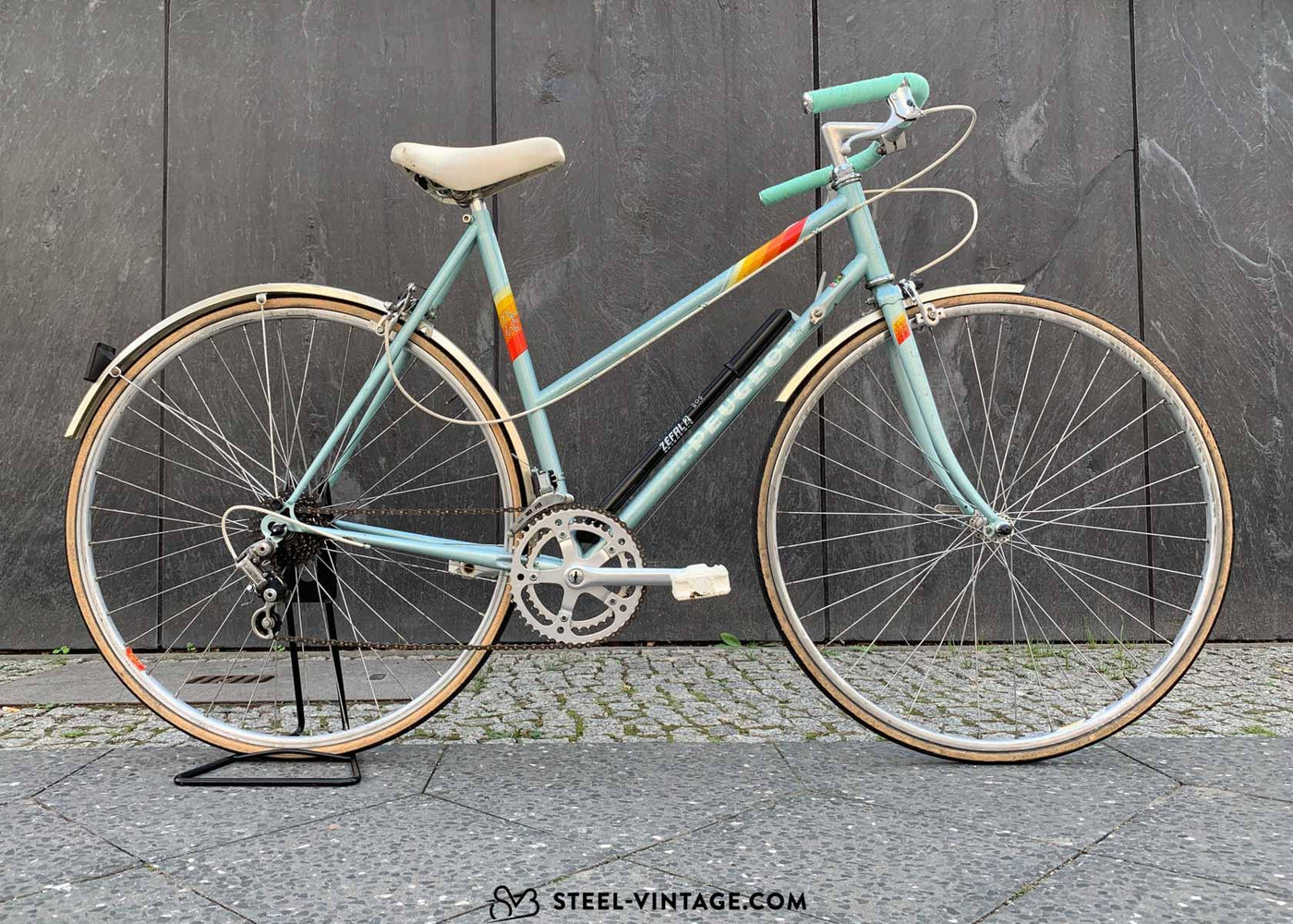Peugeot Vintage Ladies Mixte Bicycle