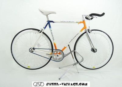Singlespeed and Fixed Gear Bicycle with Colnago Paint | Steel Vintage Bikes