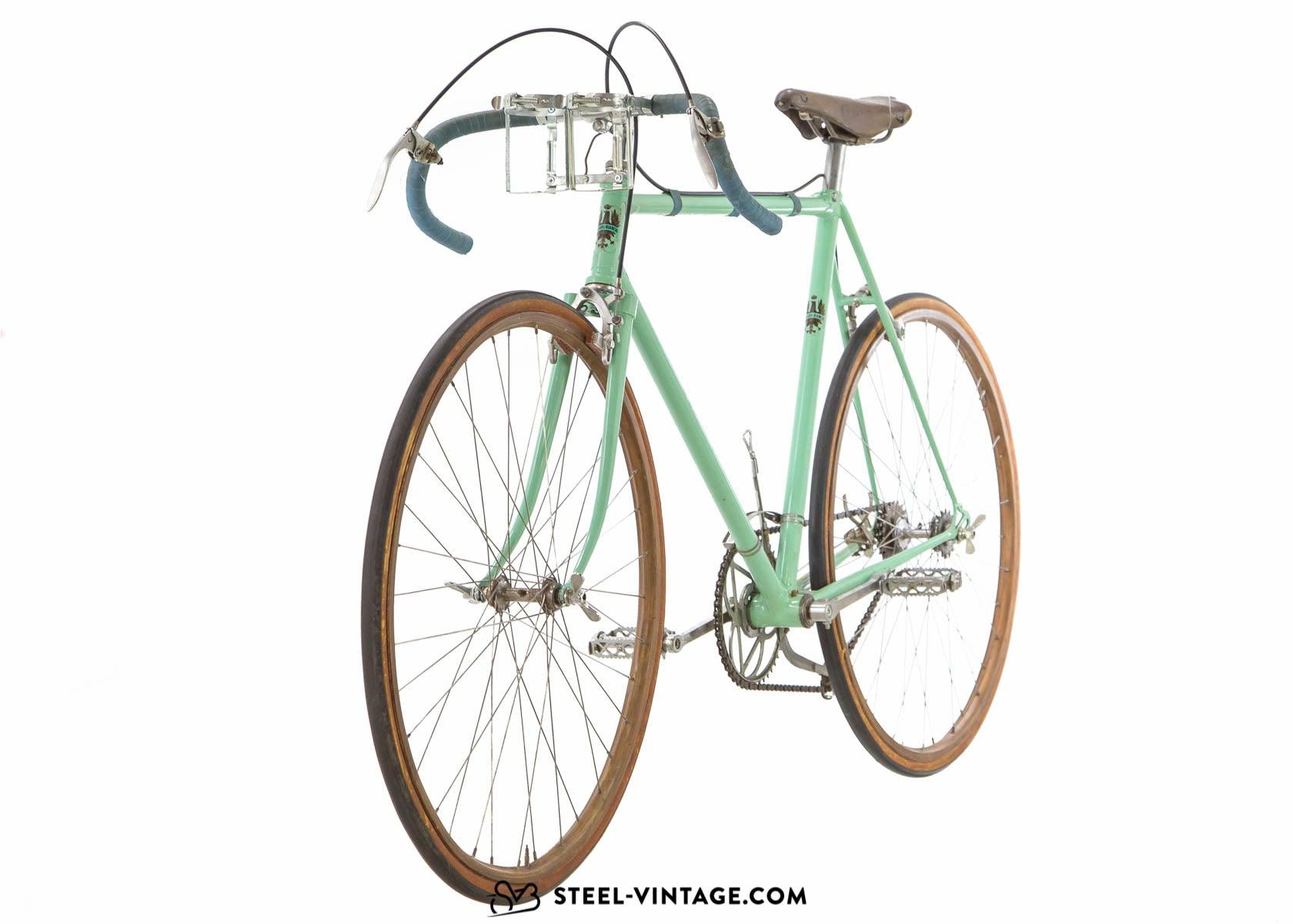 ビアンキ・ブランドのヴィットリア・マルゲリータ自転車 1940年代