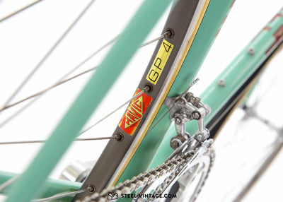 Bianchi Campione del Mondo 12V Classic Road Bike 1970s - Steel Vintage Bikes