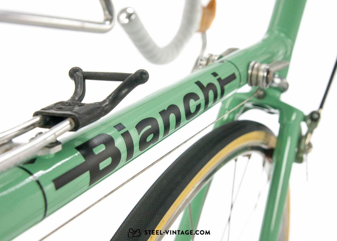 Bianchi Classic Road Bike 1970s - Steel Vintage Bikes