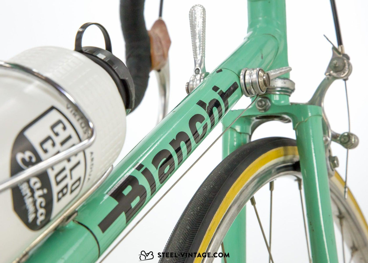 Bianchi Rekord 748 Classic Road Bicycle 1970s - Steel Vintage Bikes