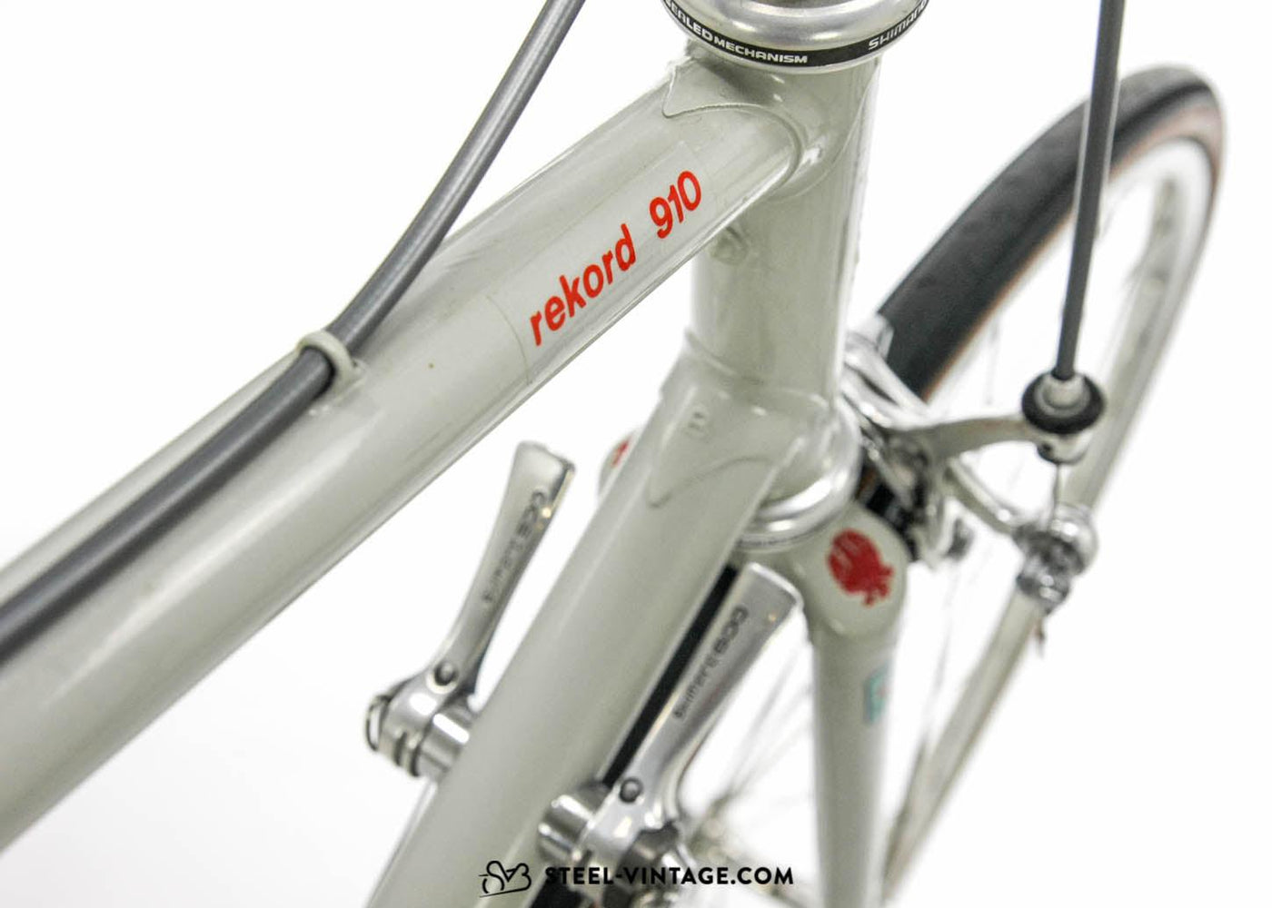 Bianchi Rekord 910 Classic Road Bike 1980s - Steel Vintage Bikes