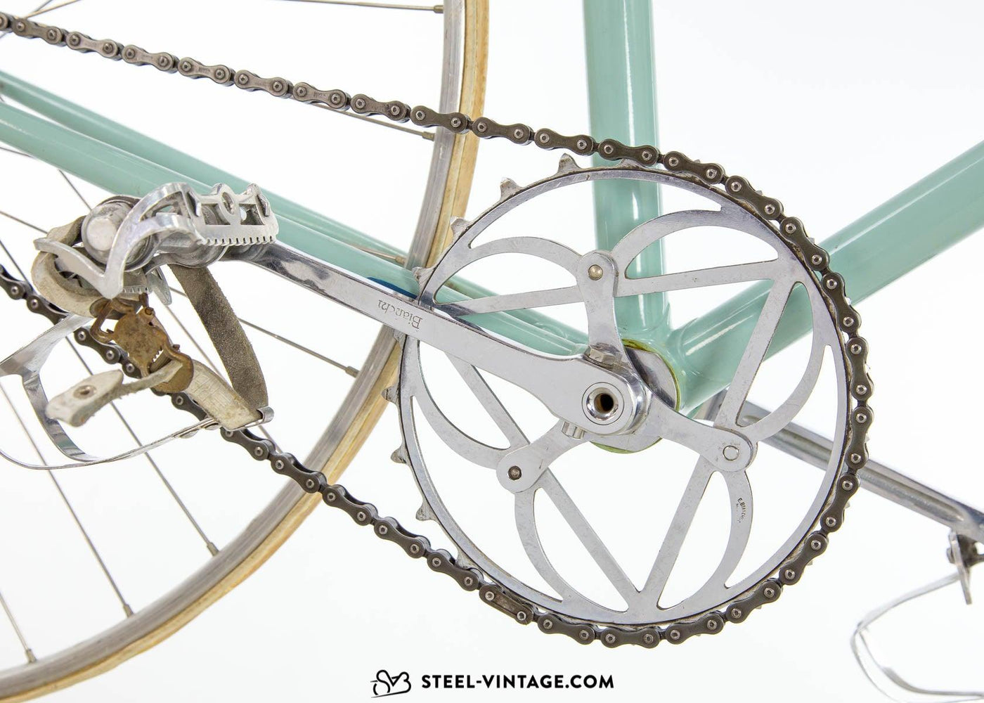 Fausto Coppi's Personal Bianchi Track Bike 1946 - Steel Vintage Bikes