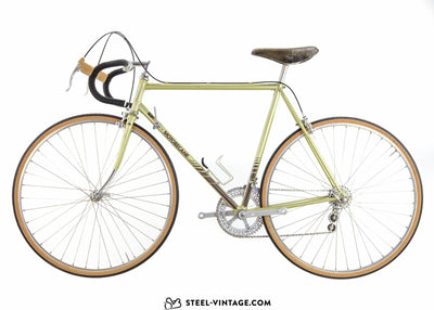 Motobecane C4 Classic Road Bicylce 1970s - Steel Vintage Bikes