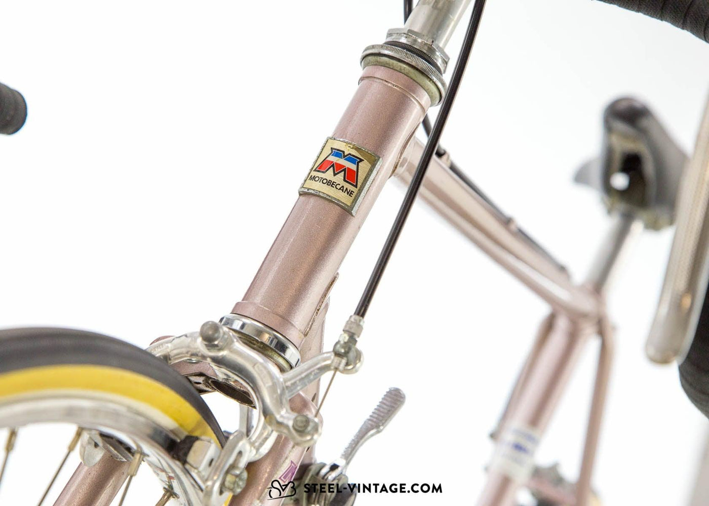 Motobecane Powder Pink Classic Road Bicycle 1980s - Steel Vintage Bikes