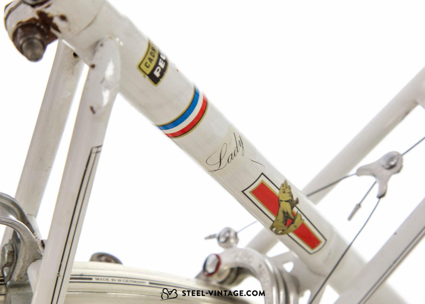 Peugeot PH 18 M White Vintage Ladies Bike - Steel Vintage Bikes