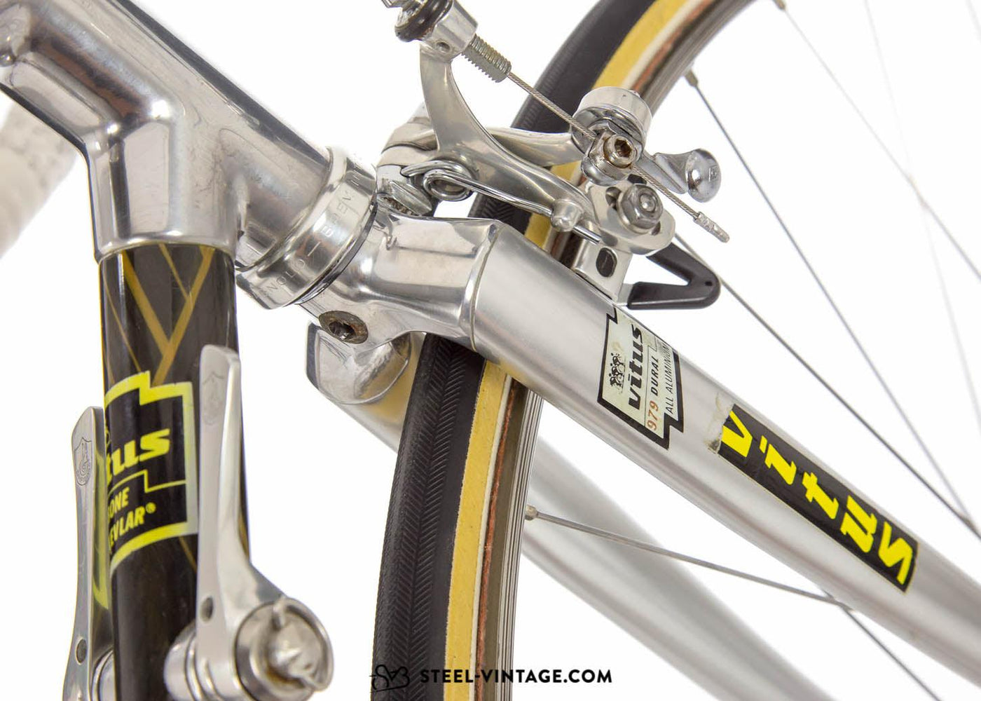 Steel Vintage Bikes - Vitus Carbone 9 Record Classic Road Bike 1980s